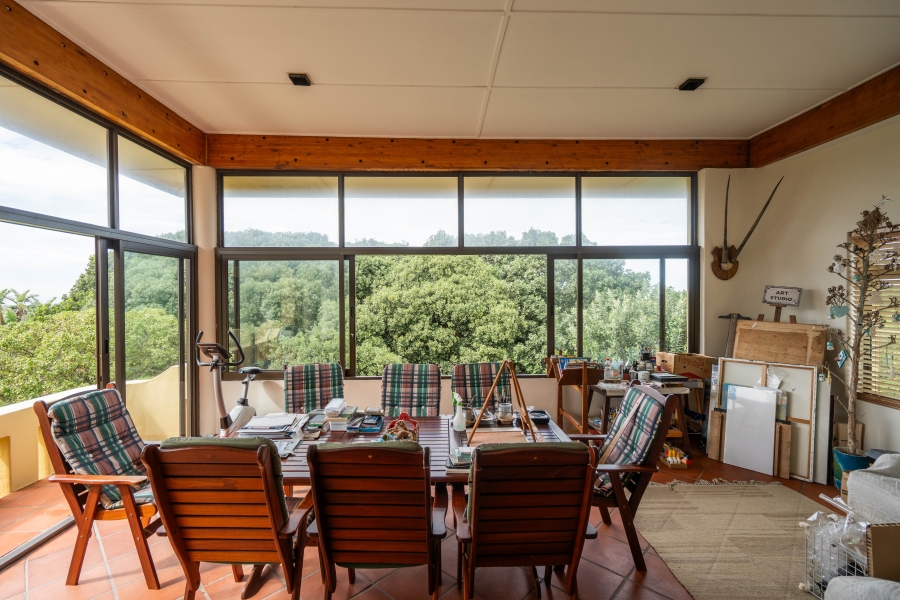 7 Bedroom Property for Sale in West Beach Eastern Cape